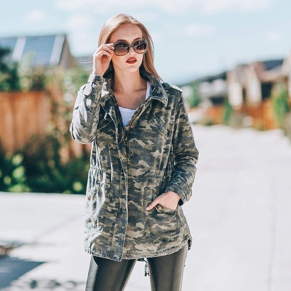 Velvet by Graham & Spencer Army Twill Jacket - Picture 4 of 14